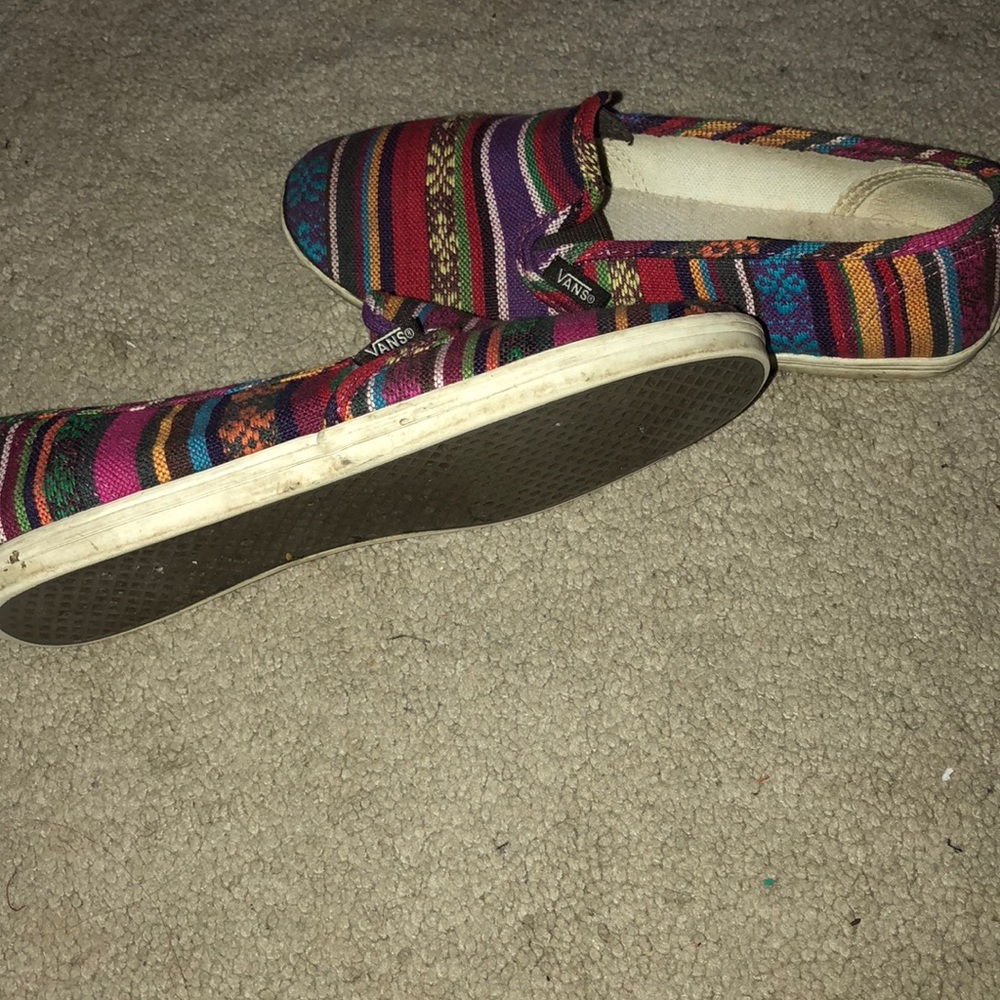 Vans - Picture 2 of 2
